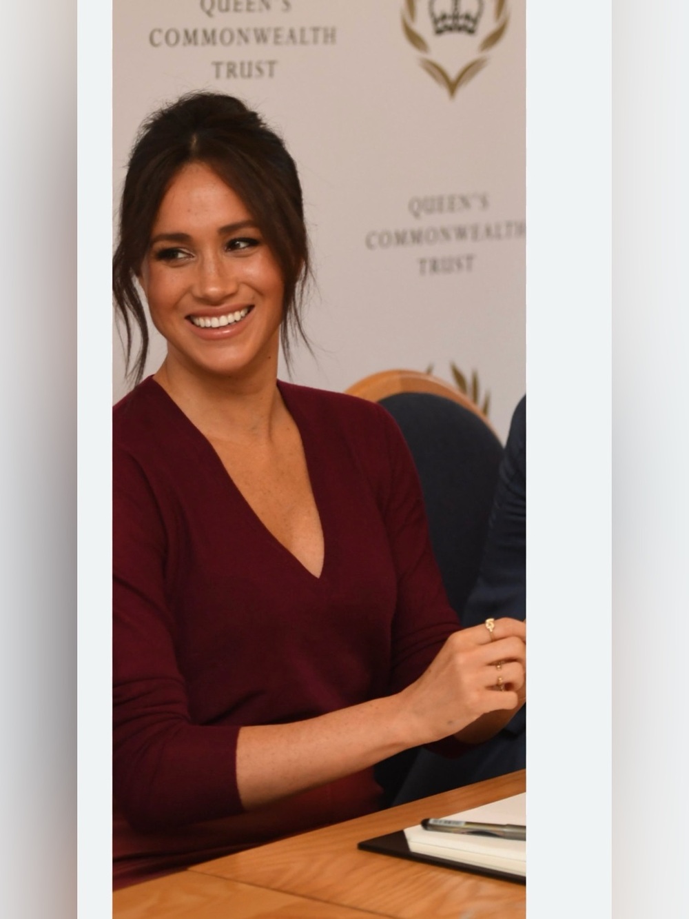 Vargas Goteo Bow Knot Ring ASO Meghan Markle